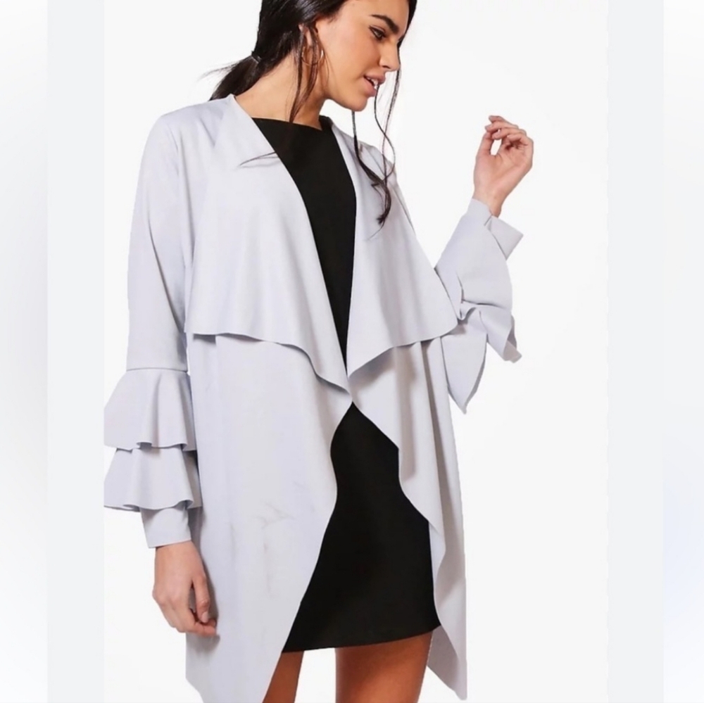 NWT BOHOO Ruffle Sleeved Duster Size S/M